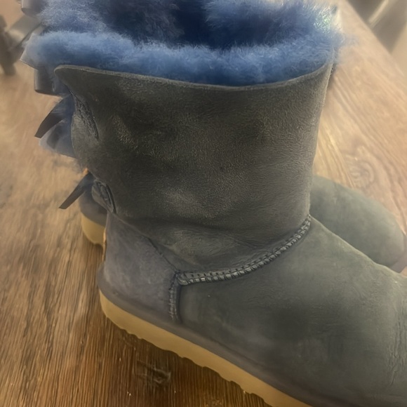 Kids UGG Bailey bow II boots size US 6 EU 37 - Picture 9 of 10